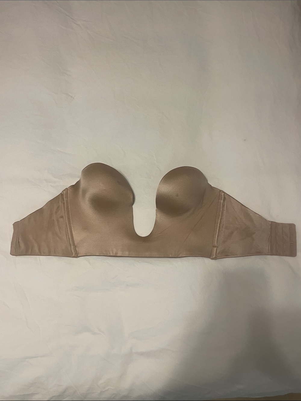 Finelines Refined Strapless Plunge Bustier - Nude
 Bra - Nude | size 32 C - Picture 3 of 9